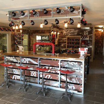 Farming Karma Fruit Company - Shop and Tasting Counter - Specialty Food Near Me - Kelowna, British Columbia Farming Karma Fruit Company - Shop and Tasting Counter - Specialty Food Near Me - Kelowna, British Columbia