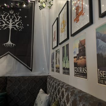 La Boheme - Wall decor - Cocktail Bars Near Me - Washington, DC, District of Columbia