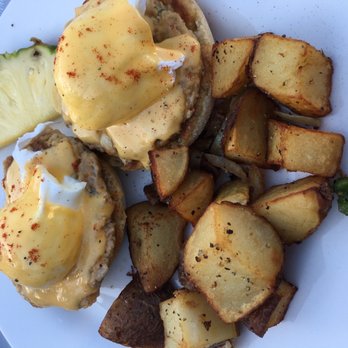 Lisa's Cafe - Crab cake Benedict - Breakfast & Brunch Near Me - Madeira Beach, Florida Lisa's Cafe - Crab cake Benedict - Breakfast & Brunch Near Me - Madeira Beach, Florida
