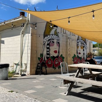 Big Ray's Fish Camp - Seafood Near Me - Tampa, Florida