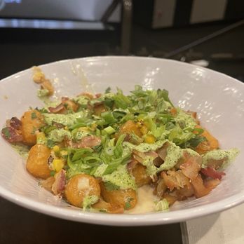 Moviehouse & Eatery by Cinépolis - Loaded tots - Cinema Near Me - Keller, Texas Moviehouse & Eatery by Cinépolis - Loaded tots - Cinema Near Me - Keller, Texas