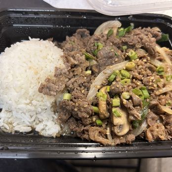 Bonchon Schaumburg - Beef Bulgogi - Korean Near Me - Schaumburg, Illinois Bonchon Schaumburg - Beef Bulgogi - Korean Near Me - Schaumburg, Illinois