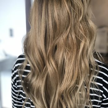 Selena Styles - Color & Cut - Hair Stylists Near Me - Chicago, Illinois Selena Styles - Color & Cut - Hair Stylists Near Me - Chicago, Illinois
