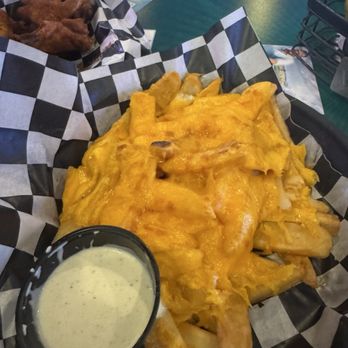 Mattingly's Sports Bar & Grill - American Near Me - Florissant, Missouri