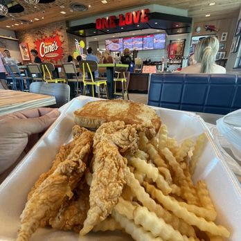 Raising Cane's Chicken Fingers - 4-piece - Fast Food Near Me - Cutler Bay, Florida
