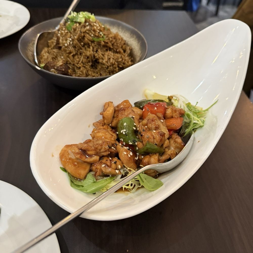 Demi Lune - Lemon chicken.  Pork rib rice. - Chinese Near Me - Nice, 06