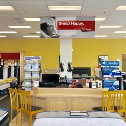 Mattress Firm Hutchinson