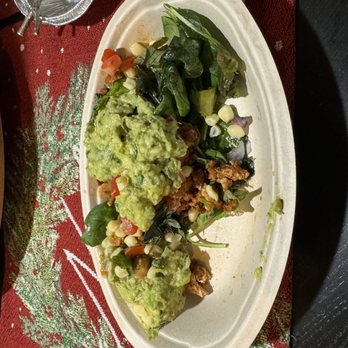 Chipotle Mexican Grill - Salad - Mexican Near Me - Tampa, Florida