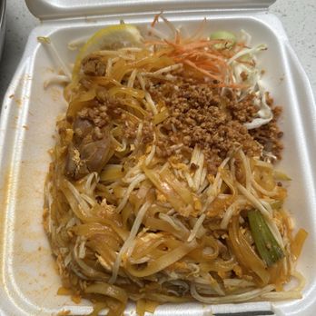 Thai Purple - Pad thai for takeout - Thai Near Me - Alhambra, California