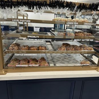 Parlor Doughnuts - Keto doughnut and Gluten free Options - Donuts Near Me - San Diego, California Parlor Doughnuts - Keto doughnut and Gluten free Options - Donuts Near Me - San Diego, California