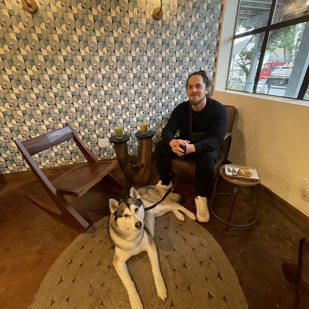 Good Seed Coffee Boutique - Hubs + pup enjoyin our cozy lil corner w/our OUT OF THIS WORLD peach biscuit and INCREDIBLE iced matcha + iced vanilla lattes :') - Coffee Roasteries Near Me - Solvang, California Good Seed Coffee Boutique - Hubs + pup enjoyin our cozy lil corner w/our OUT OF THIS WORLD peach biscuit and INCREDIBLE iced matcha + iced vanilla lattes :') - Coffee Roasteries Near Me - Solvang, California