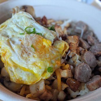 Daybreak Kitchen & Biscuit - Breakfast & Brunch Near Me - Sterling, Virginia Daybreak Kitchen & Biscuit - Breakfast & Brunch Near Me - Sterling, Virginia
