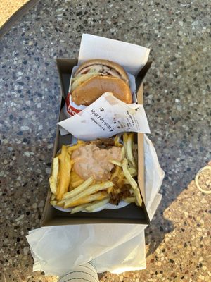In-N-Out Burger by null