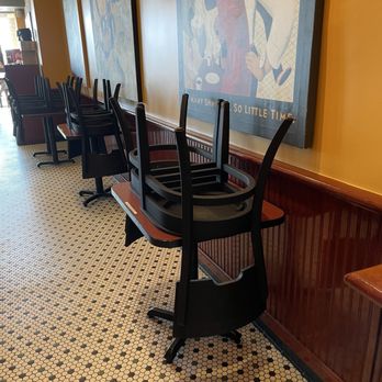 Einstein Bros. Bagels - Seats up by 1:15 pm. - Bagels Near Me - Pasadena, California