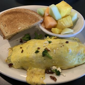 Campfire Grill - Trail Blazer (build your own) omelette, w bacon, broccoli, and feta - American Near Me - Depew, New York Campfire Grill - Trail Blazer (build your own) omelette, w bacon, broccoli, and feta - American Near Me - Depew, New York