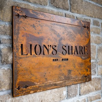 Lion's Share - Cocktail Bars Near Me - Nashville, Tennessee Lion's Share - Cocktail Bars Near Me - Nashville, Tennessee