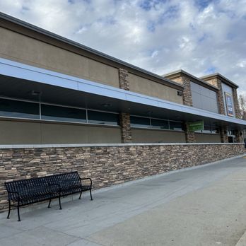 ALDI - 2/4/25 I forget this ALDI is just 5 minutes away - Grocery Near Me - Upland, California ALDI - 2/4/25 I forget this ALDI is just 5 minutes away - Grocery Near Me - Upland, California