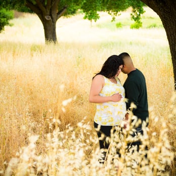 Pam Ellis Photography - Waiting for Baby S - Photographers Near Me Pam Ellis Photography - Waiting for Baby S - Photographers Near Me