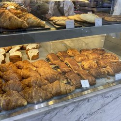 Maison Kayser - Pastry case