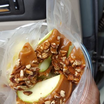 Kilwins Ice Cream - Chocolate - Fudge - My Apple Cut Up - Desserts Near Me - Elmhurst, Illinois