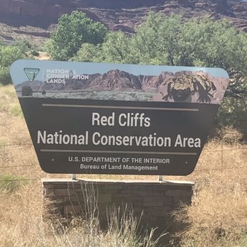 Red Cliffs Desert Reserve - Hiking Near Me - St. George, Utah