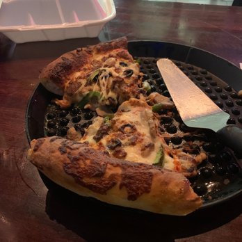 The Chase Sports Bar - Pizza - Sports Bars Near Me - Jackson, Michigan