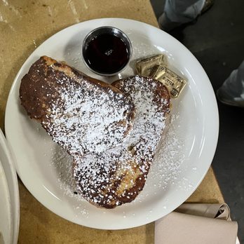 Gravy - French toast - American Near Me - Portland, Oregon Gravy - French toast - American Near Me - Portland, Oregon