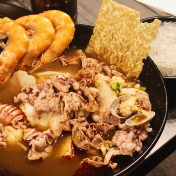 19 GOLD - Taiwanese Near Me - Seattle, Washington