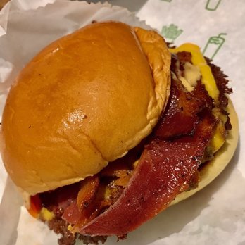 Shake Shack Darien - Burgers Near Me - Darien, Connecticut Shake Shack Darien - Burgers Near Me - Darien, Connecticut