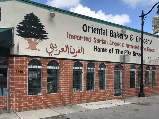 Oriental Bakery & Grocery Co by null