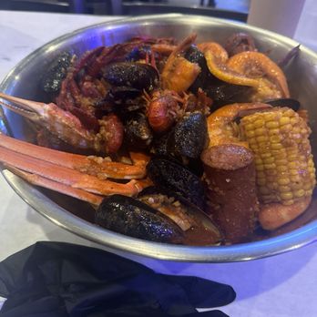 Gao's Crab - Combo B. 2 clusters of crab. 1shrimp head off$2 extra, 2 potatoes,corn and eggs. Spice level 5. House seasonings. - Seafood Near Me - Houston, Texas Gao's Crab - Combo B. 2 clusters of crab. 1shrimp head off$2 extra, 2 potatoes,corn and eggs. Spice level 5. House seasonings. - Seafood Near Me - Houston, Texas