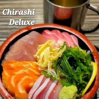 Sushi Kuma - Chirashi Deluxe - Sushi Bars Near Me - Roseville, California