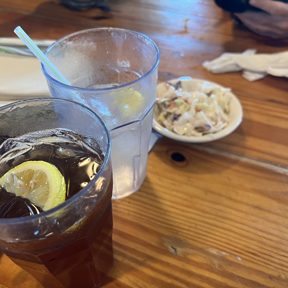 Stingaree - Waitress did great keeping the drinks coming. - Seafood Near Me - Crystal Beach, Texas Stingaree - Waitress did great keeping the drinks coming. - Seafood Near Me - Crystal Beach, Texas