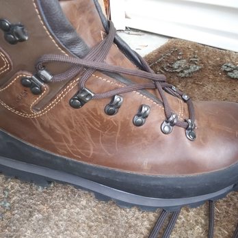 Meindl - Right boot outside view - Outdoor Gear Near Me - Sidney, Nebraska