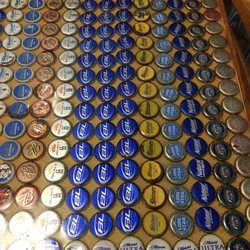 Nathan's BBQ - Amazing bottle cap tabletops