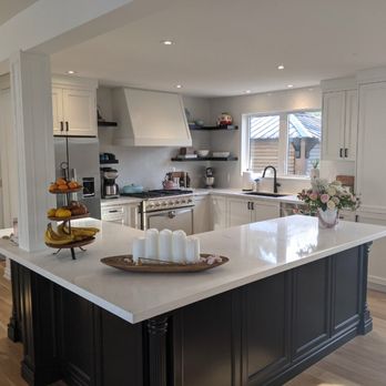 Dependable Painting Decorating - Kitchen cabinets refinishing - Painters Near Me - Toronto, Ontario Dependable Painting Decorating - Kitchen cabinets refinishing - Painters Near Me - Toronto, Ontario