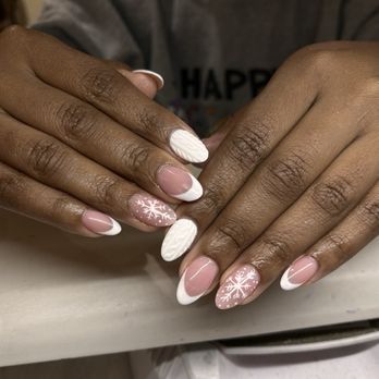 Sparadise Nails - Custom Design gel manicure - Nail Salons Near Me - Ballwin, Missouri