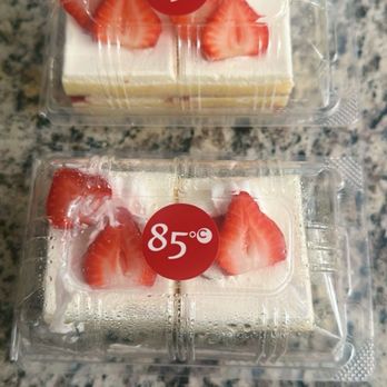 85°C Bakery Cafe-Stockton - These get devoured in record timing they're so light and perfect I cannot even explain. Lol - Bakeries Near Me - Stockton, California