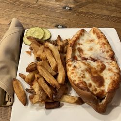The Claddaugh Pub - Chicken Parmesan sandwich