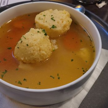 Union Grill - Matzo ball soup - American Near Me - Pittsburgh, Pennsylvania Union Grill - Matzo ball soup - American Near Me - Pittsburgh, Pennsylvania