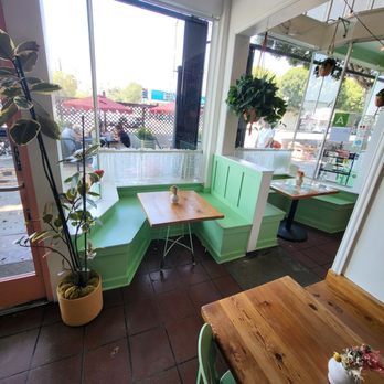 Kitchen Mouse Cafe - Seating by window - Vegan Near Me - Los Angeles, California Kitchen Mouse Cafe - Seating by window - Vegan Near Me - Los Angeles, California