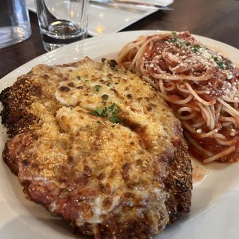 Fiorella's Italian Kitchen - Chicken Parmesan - Pizza Near Me - Oxon Hill, Maryland Fiorella's Italian Kitchen - Chicken Parmesan - Pizza Near Me - Oxon Hill, Maryland