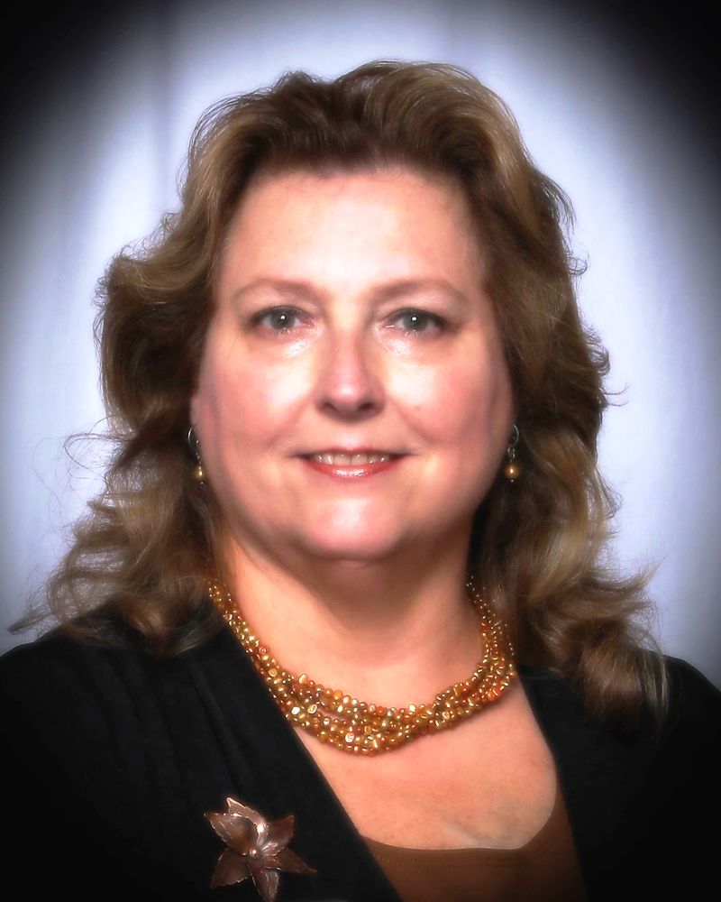 LINDA STILWELL COLDWELL BANKER D’ANN HARPER REALTORS 1712 Sidney Baker St, Kerrville, Texas