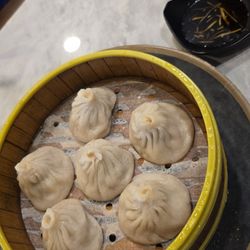 Dumpling King - Soup dumplings