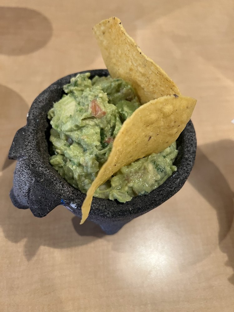 LA ESPERANZA Updated November 2024 40 Photos & 90 Reviews 1636 N