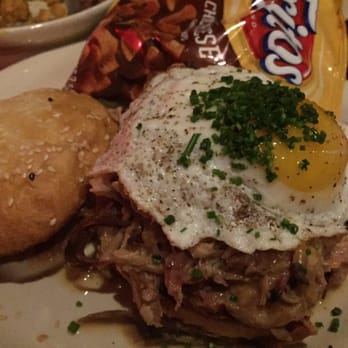 Radiator Whiskey - Pulled pork sandwich - New American Near Me - Seattle, Washington