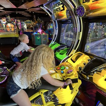 Big Al's - Sports Bars Near Me - Vancouver, Washington