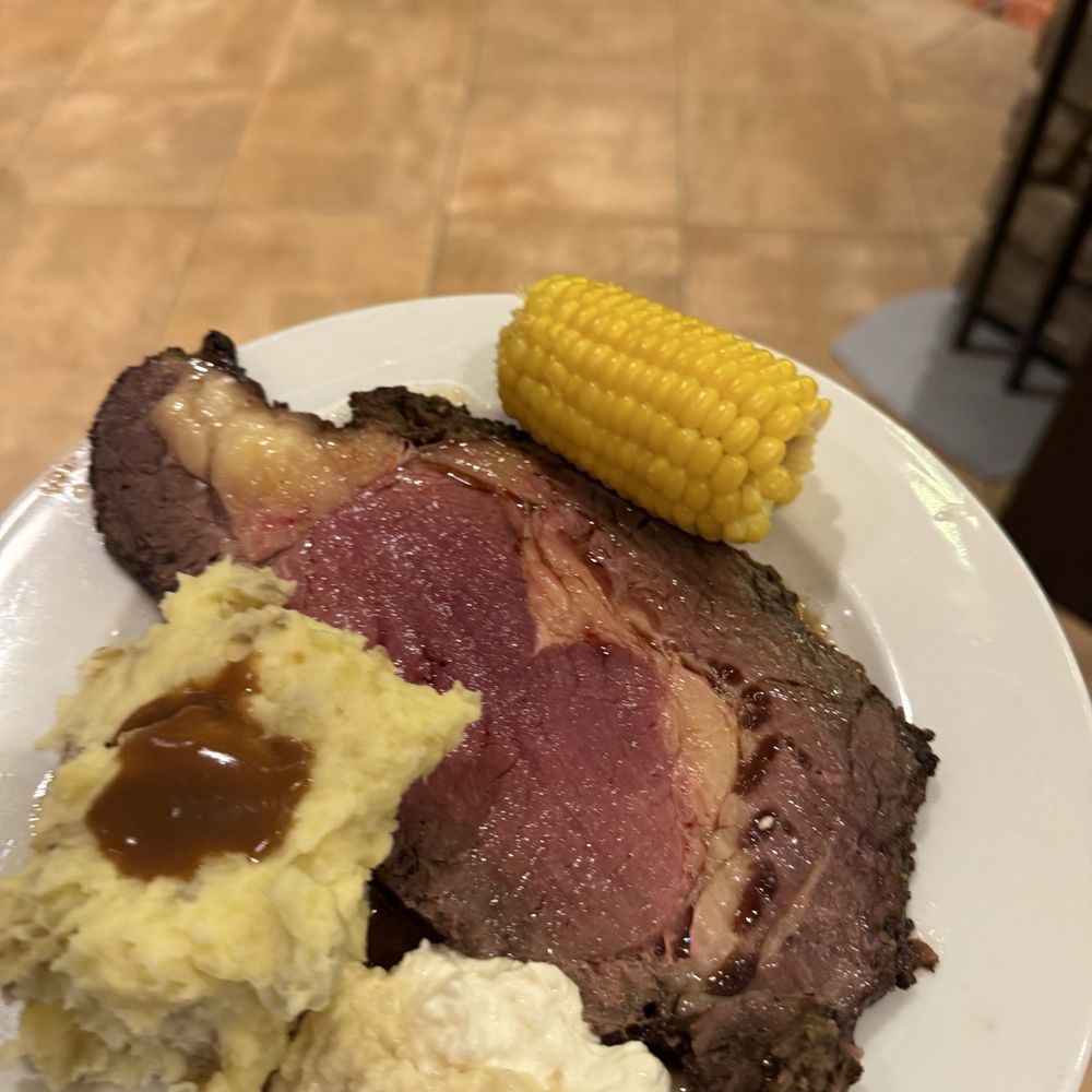 Falls Buffet - Prime rib - Buffets Near Me - Snoqualmie, Washington