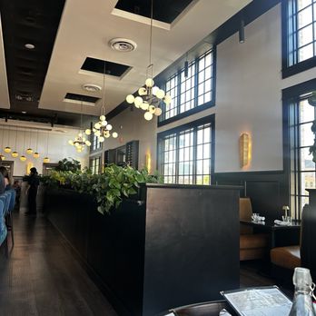 Draper's Steak & Seafood - Salad Near Me - Fairfax, Virginia