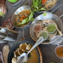 Escargot in Coconut Sauce Oc Len Xao Dua